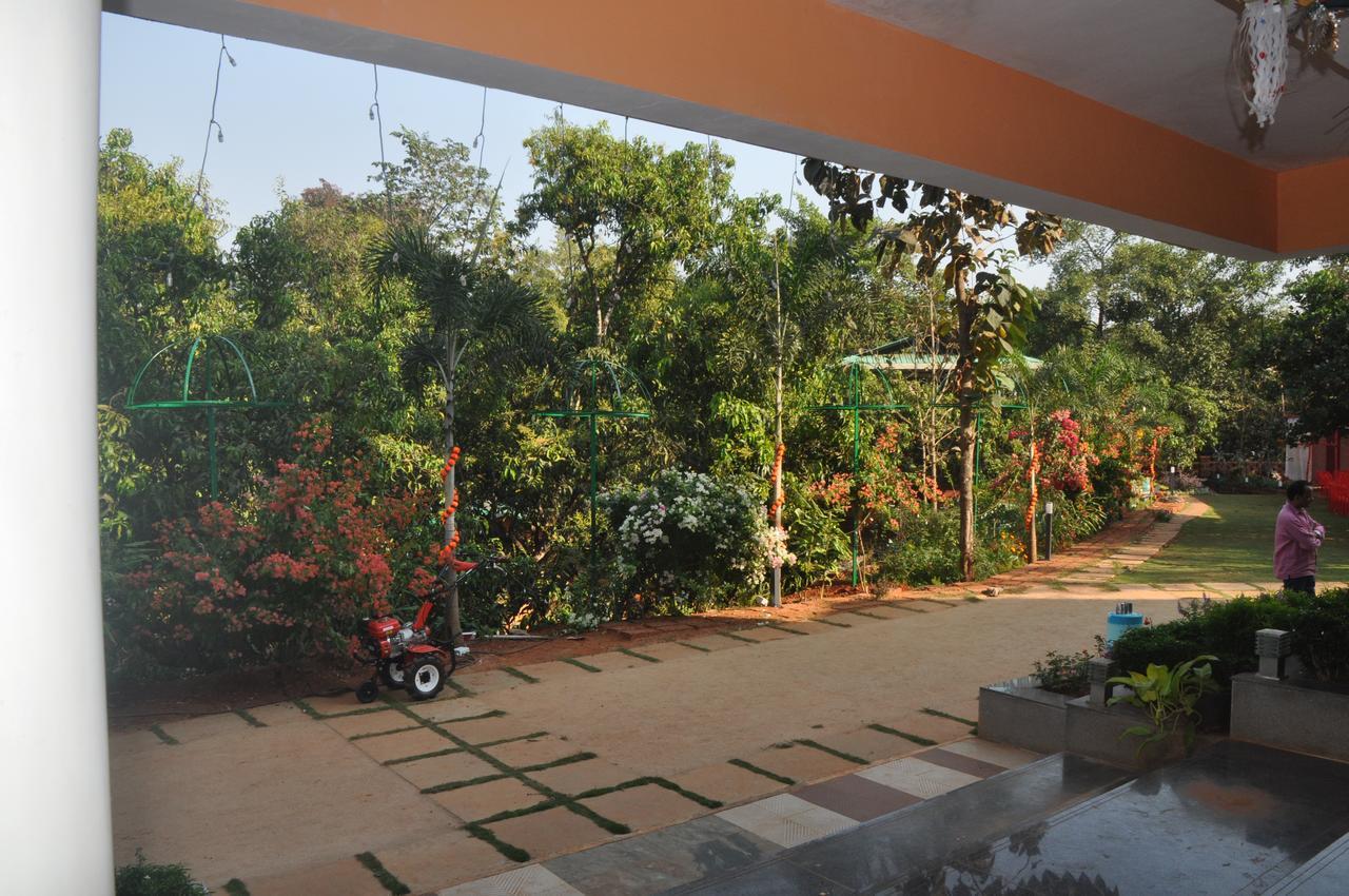 Shree Ramkrishna Anandvan Ratnāgiri Esterno foto
